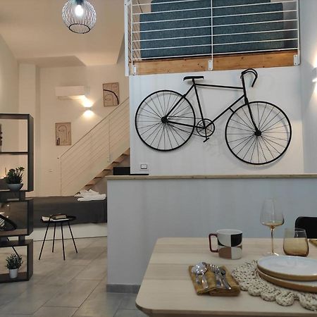 Miriam Loft S.Orsola Bologna Apartment Ngoại thất bức ảnh